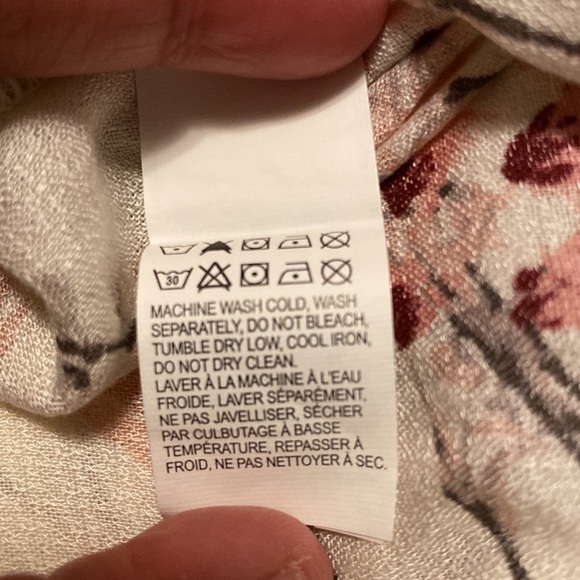 Lucky Brand Bell Sleeve Floral Off Shoulder Bohemian Floral Blouse - Picture 12 of 13